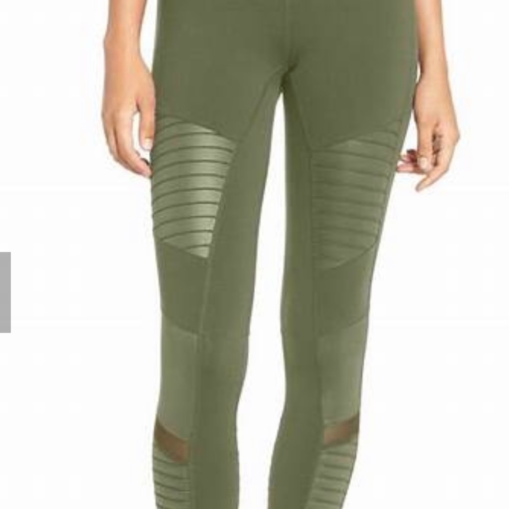 Women's ALO high waist moto yoga pants
